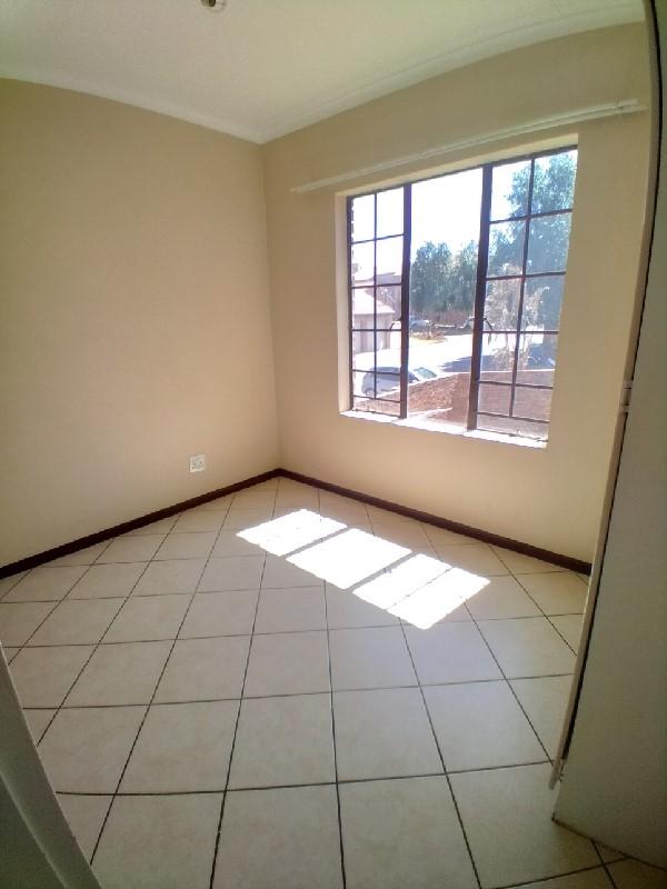 To Let 2 Bedroom Property for Rent in Mooikloof Ridge Gauteng