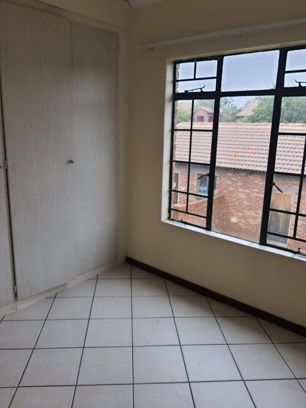 2 Bedroom Property for Sale in Mooikloof Ridge Gauteng