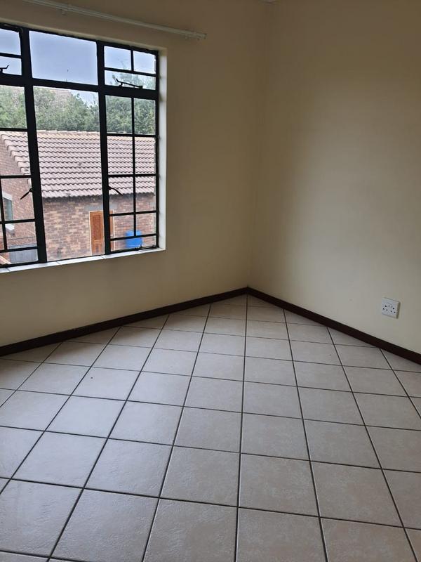 2 Bedroom Property for Sale in Mooikloof Ridge Gauteng