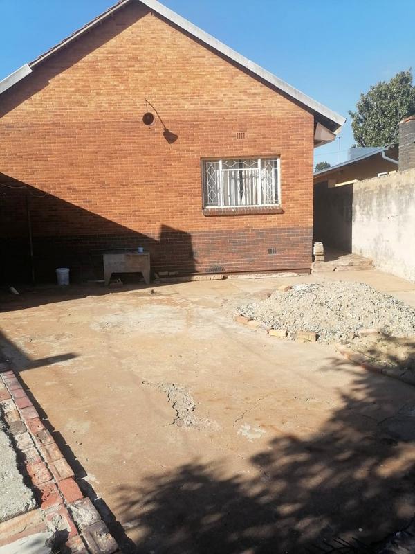 3 Bedroom Property for Sale in Dube Gauteng