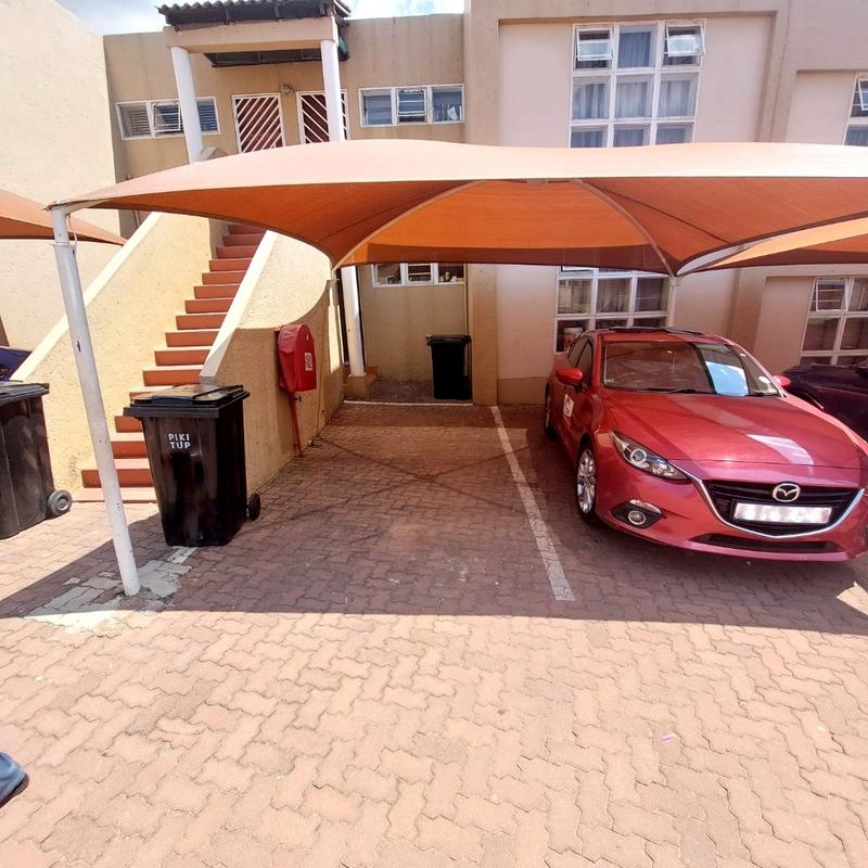 2 Bedroom Property for Sale in Mondeor Gauteng