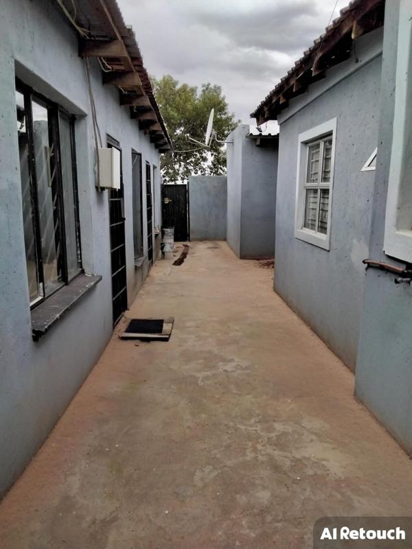 3 Bedroom Property for Sale in Slovoville Gauteng