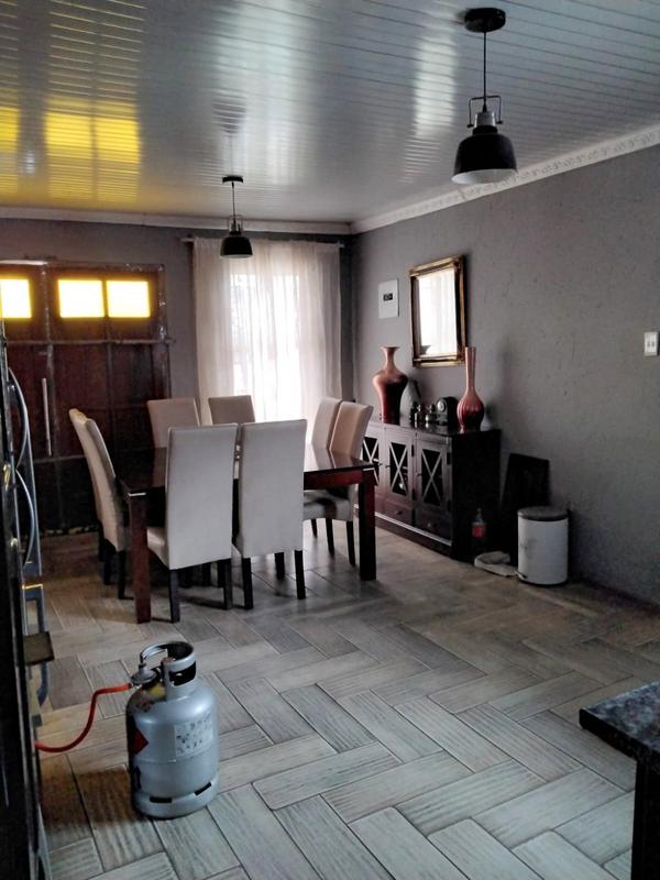 3 Bedroom Property for Sale in Slovoville Gauteng