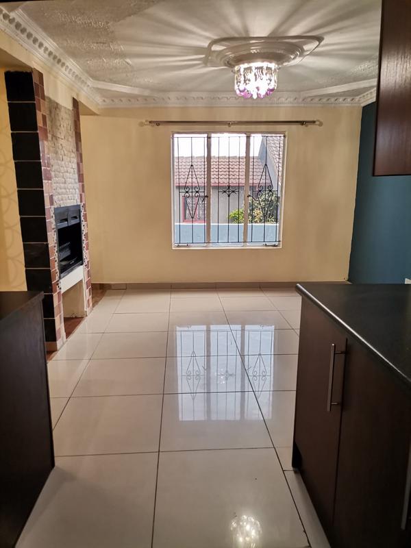 3 Bedroom Property for Sale in Olievenhoutbosch Gauteng