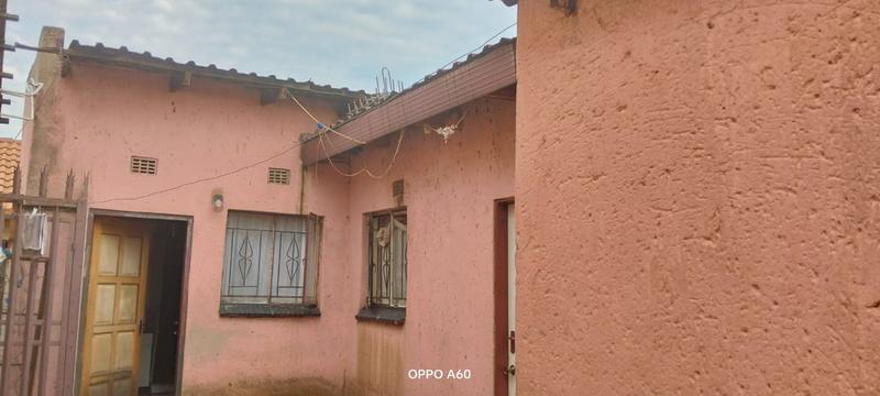 3 Bedroom Property for Sale in Tokoza Gauteng