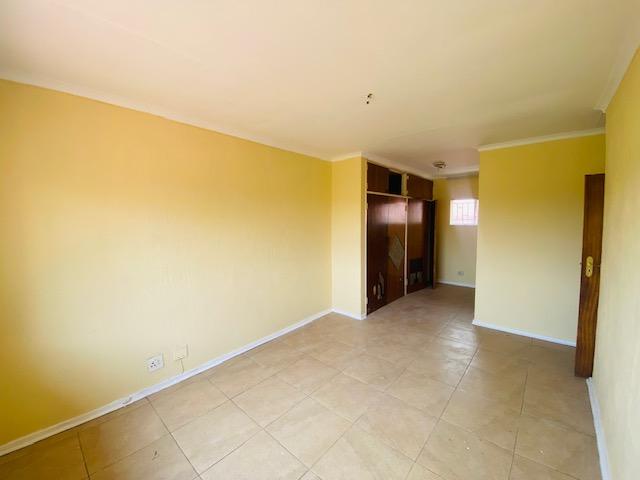 To Let 3 Bedroom Property for Rent in Clayville Gauteng