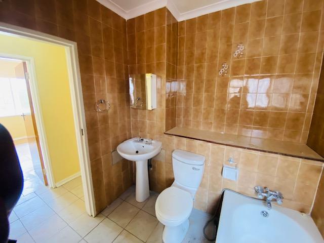 To Let 3 Bedroom Property for Rent in Clayville Gauteng