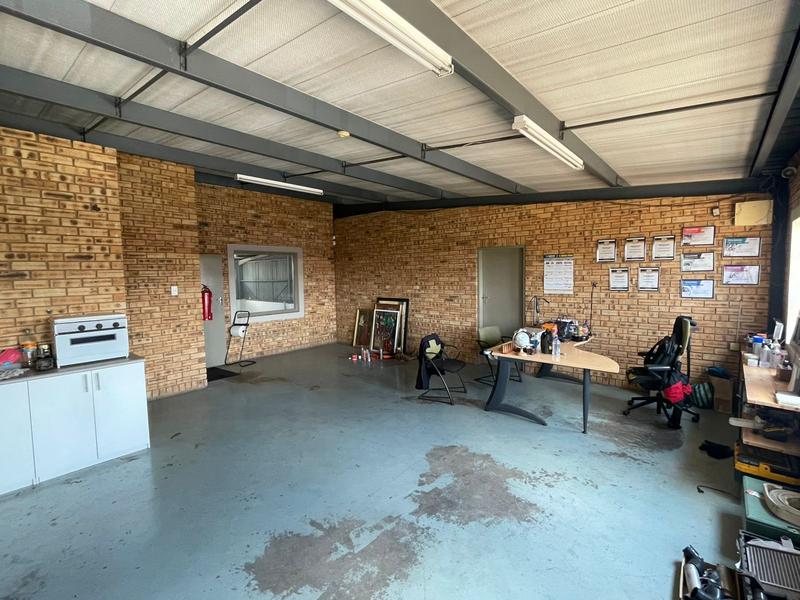 To Let commercial Property for Rent in Hennopspark Gauteng