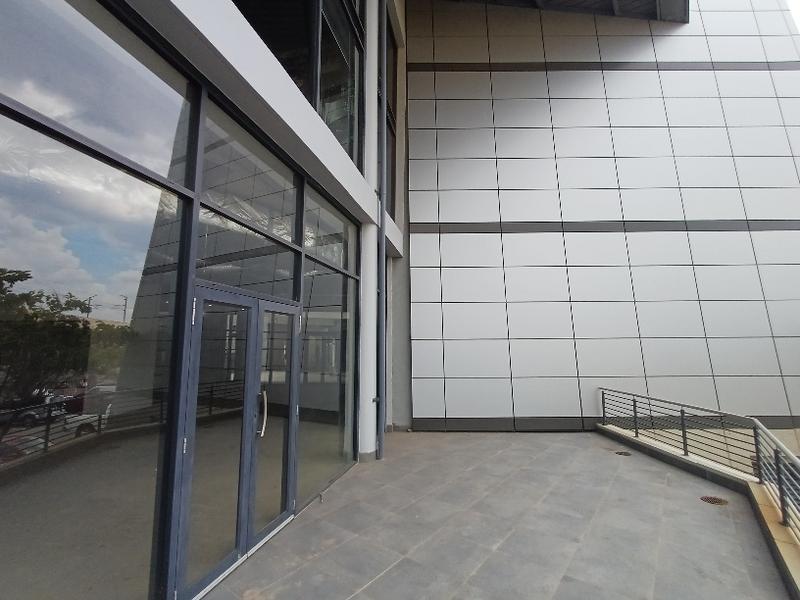 To Let commercial Property for Rent in Zwartkop Gauteng