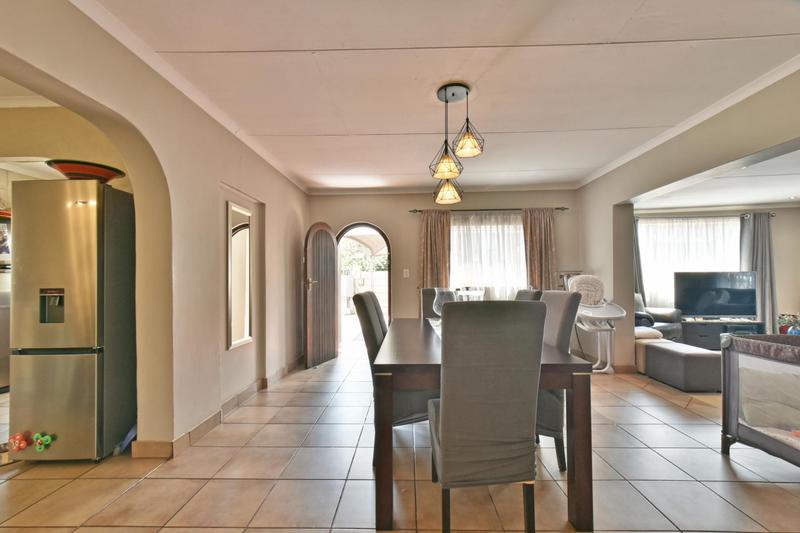 4 Bedroom Property for Sale in Sydenham Gauteng