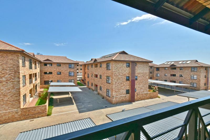 2 Bedroom Property for Sale in Honeydew Gauteng