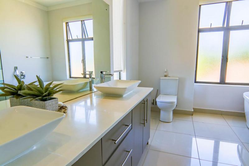 3 Bedroom Property for Sale in Midstream Hill Gauteng