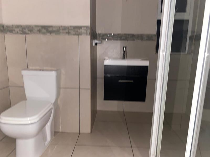 To Let 2 Bedroom Property for Rent in Northgate Gauteng