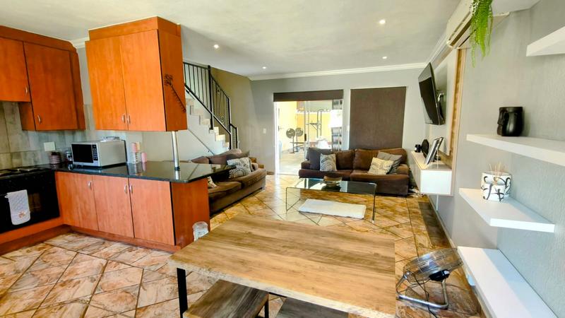 2 Bedroom Property for Sale in Annlin Gauteng