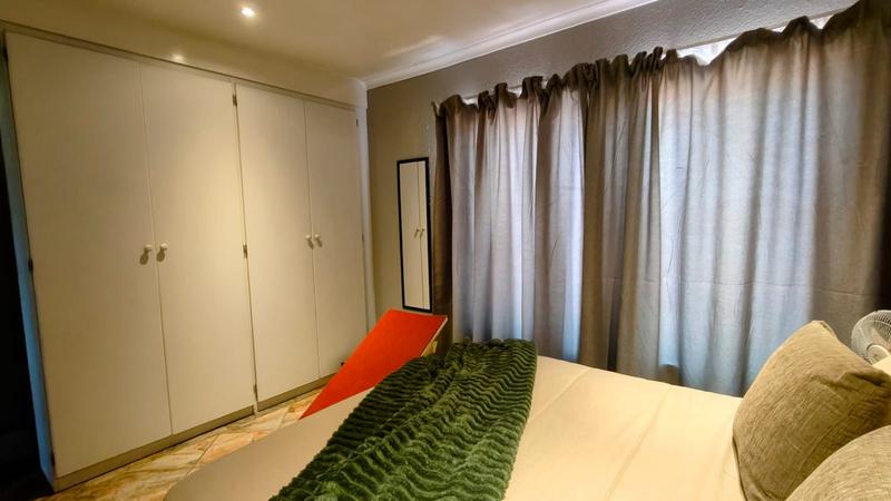 2 Bedroom Property for Sale in Annlin Gauteng