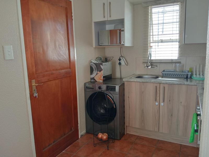 To Let 2 Bedroom Property for Rent in Randfontein Gauteng