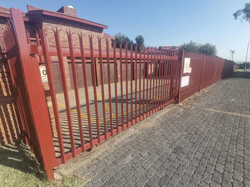 3 Bedroom Property for Sale in The Hill Gauteng