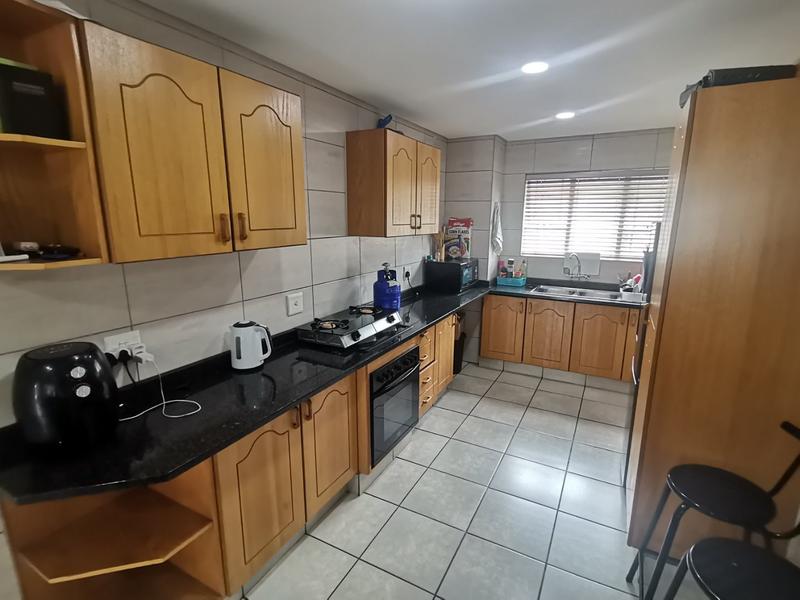 2 Bedroom Property for Sale in Vanderbijlpark SW 5 Gauteng