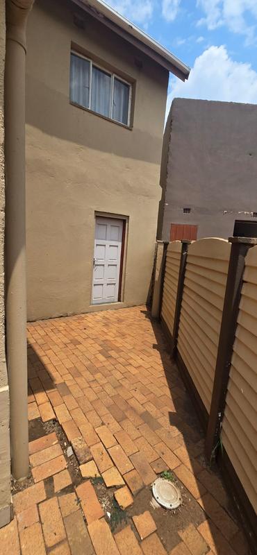 4 Bedroom Property for Sale in Arcon Park Gauteng