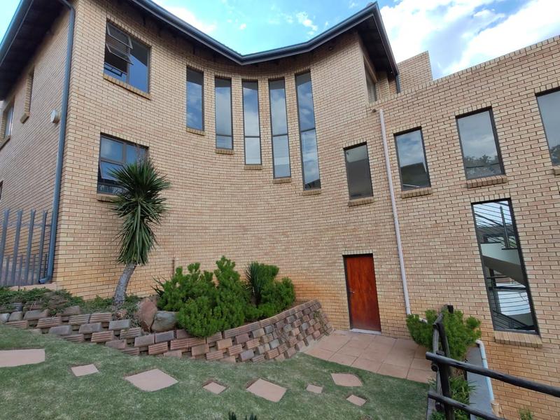 5 Bedroom Property for Sale in Meyersdal Nature Estate Gauteng