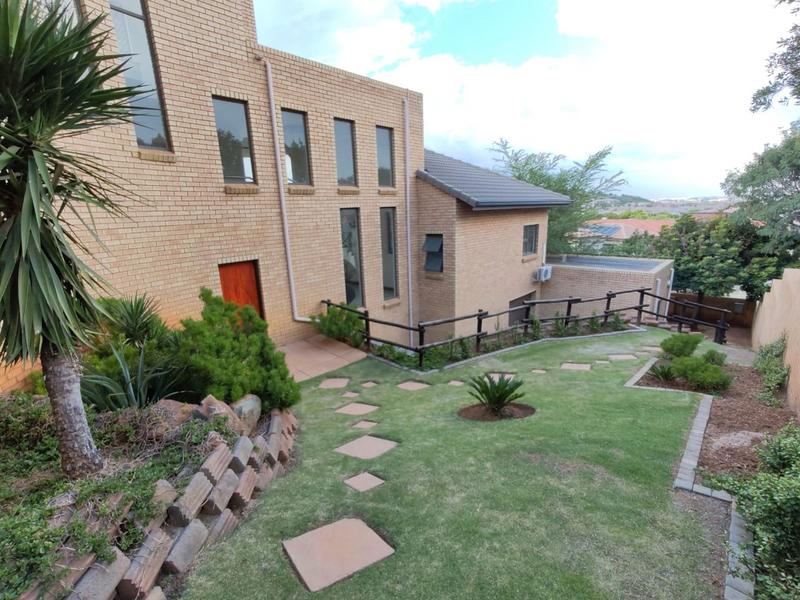 5 Bedroom Property for Sale in Meyersdal Nature Estate Gauteng