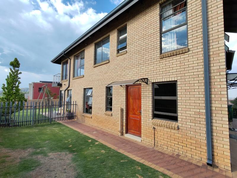 5 Bedroom Property for Sale in Meyersdal Nature Estate Gauteng