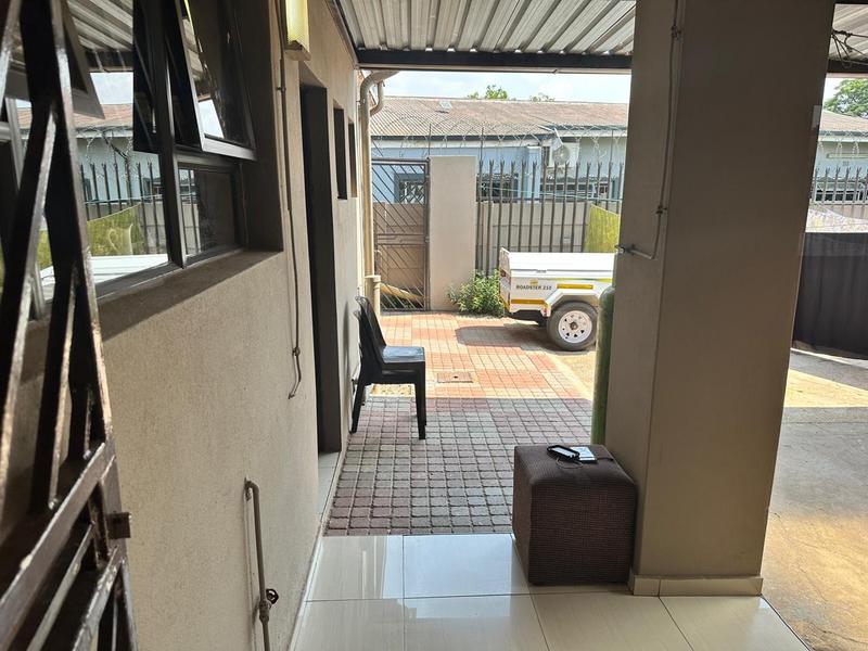 4 Bedroom Property for Sale in Erasmia Gauteng