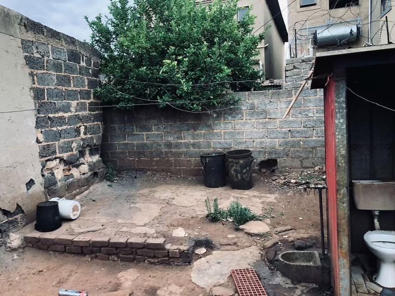 7 Bedroom Property for Sale in Ivory Park Gauteng