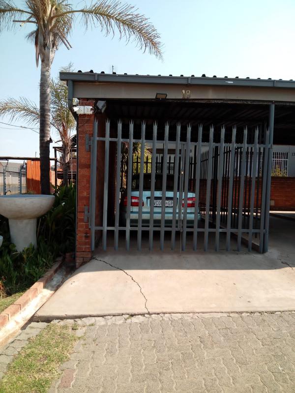 To Let 2 Bedroom Property for Rent in Birchleigh Gauteng