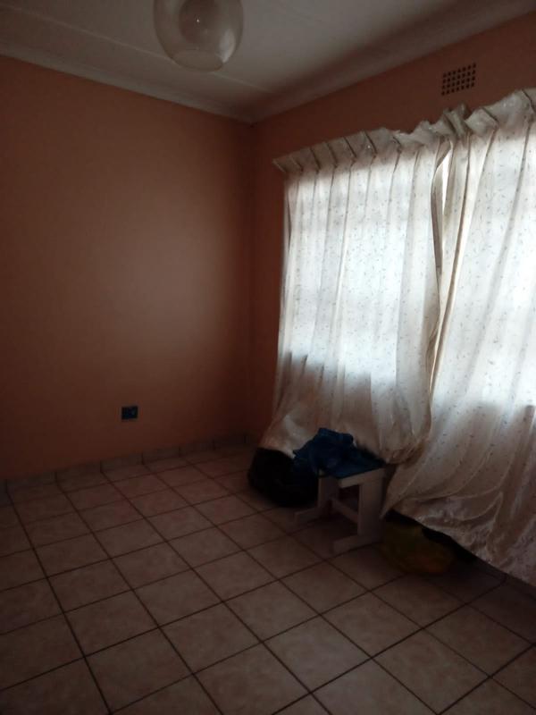 To Let 2 Bedroom Property for Rent in Birchleigh Gauteng