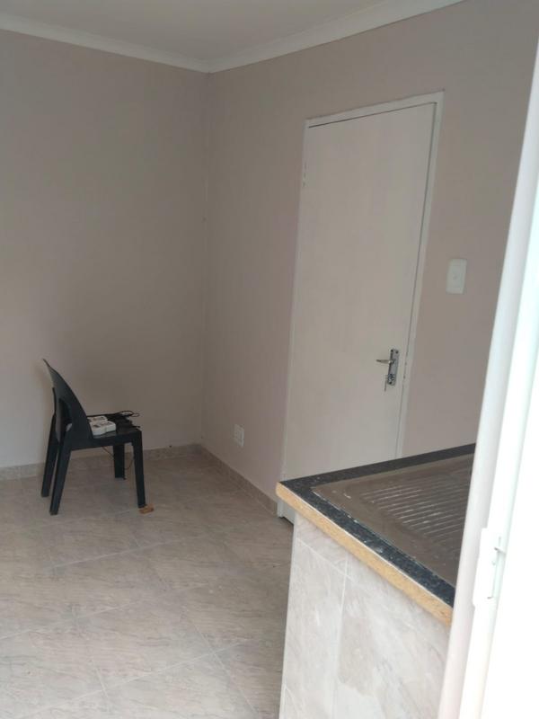 1 Bedroom Property for Sale in Bezuidenhout Valley Gauteng