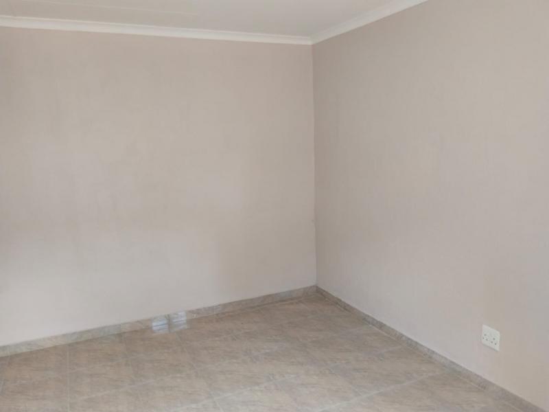 1 Bedroom Property for Sale in Bezuidenhout Valley Gauteng