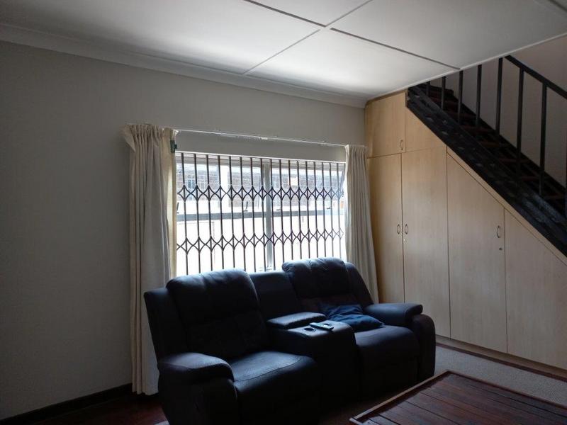 To Let 2 Bedroom Property for Rent in Hurlyvale Gauteng