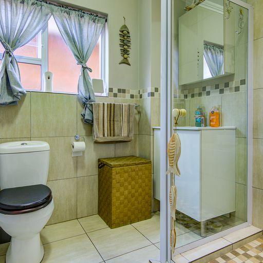 2 Bedroom Property for Sale in Greenstone Hill Gauteng