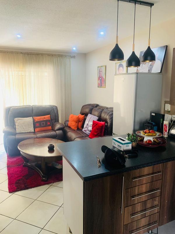 To Let 2 Bedroom Property for Rent in Noordwyk Gauteng