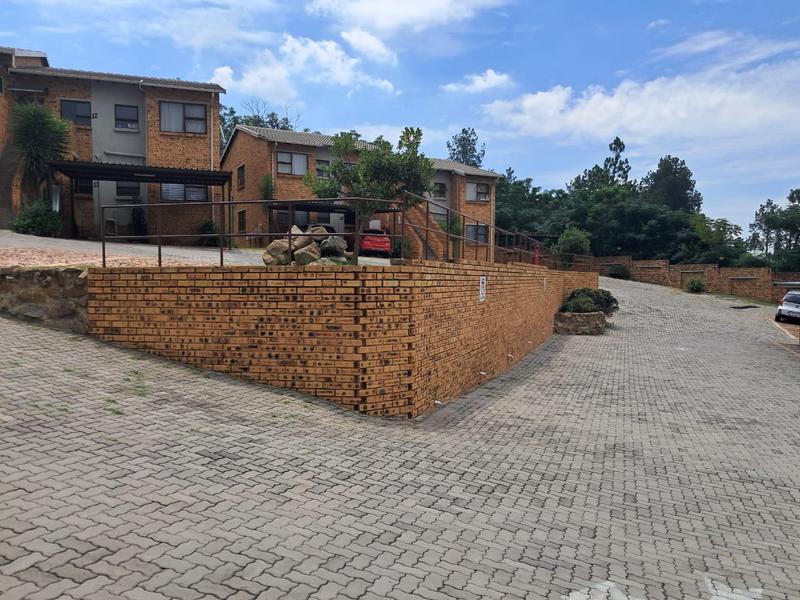 To Let 2 Bedroom Property for Rent in Buccleuch Gauteng