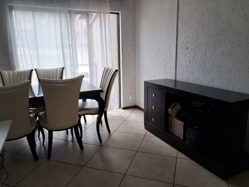 To Let 2 Bedroom Property for Rent in Buccleuch Gauteng