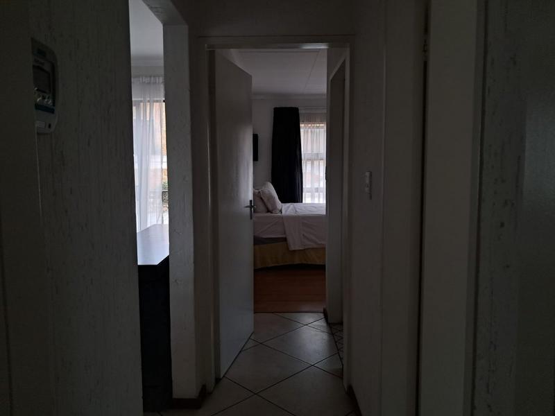 To Let 2 Bedroom Property for Rent in Buccleuch Gauteng