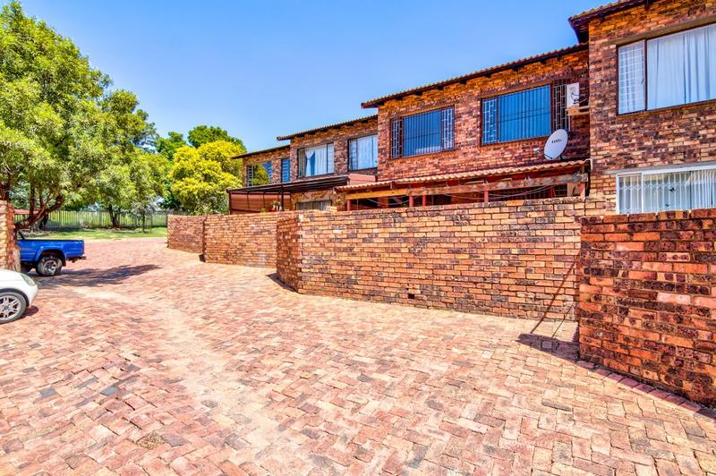 5 Bedroom Property for Sale in Randpark Ridge Gauteng