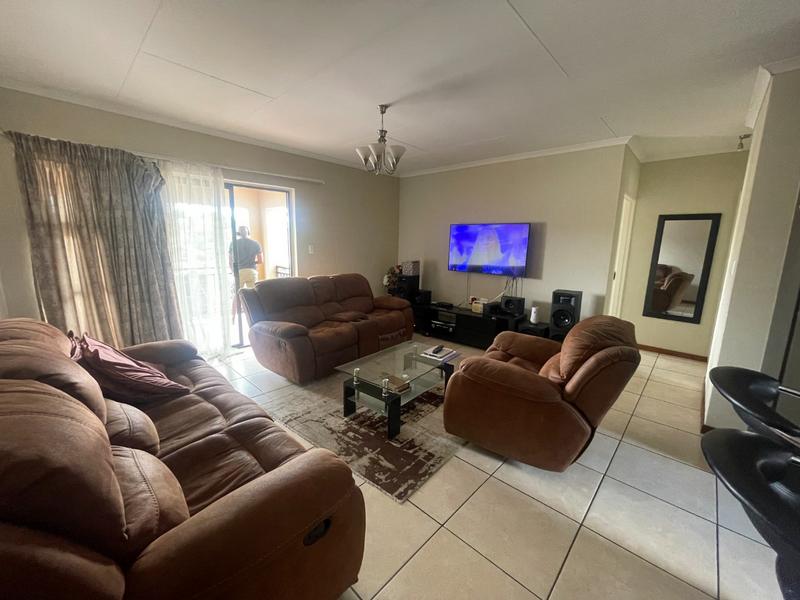 To Let 2 Bedroom Property for Rent in Chancliff A H Gauteng