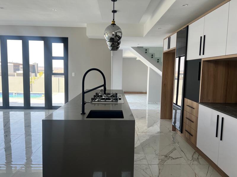 4 Bedroom Property for Sale in Midstream Heights Gauteng