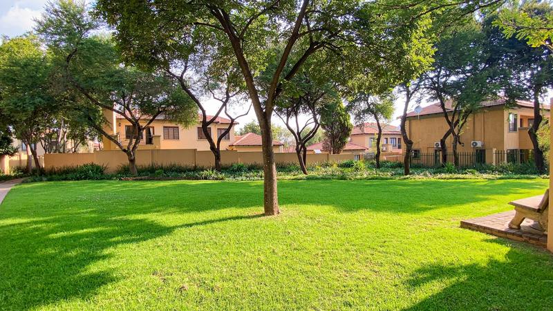 4 Bedroom Property for Sale in Maroeladal Gauteng