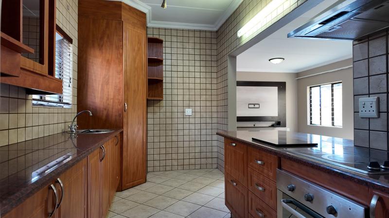 4 Bedroom Property for Sale in Maroeladal Gauteng