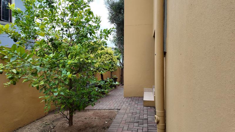 4 Bedroom Property for Sale in Maroeladal Gauteng