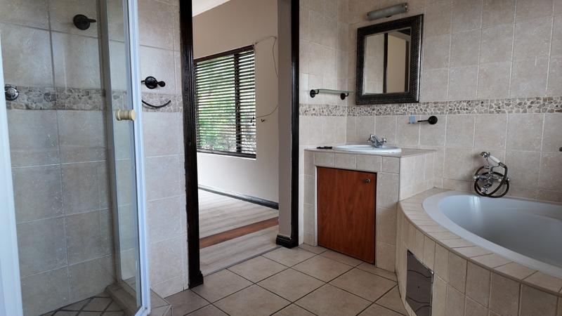 4 Bedroom Property for Sale in Maroeladal Gauteng