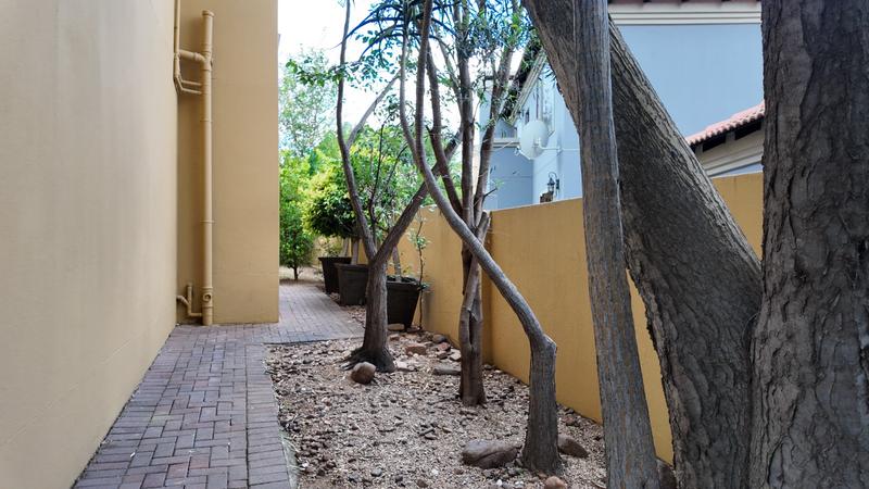 4 Bedroom Property for Sale in Maroeladal Gauteng