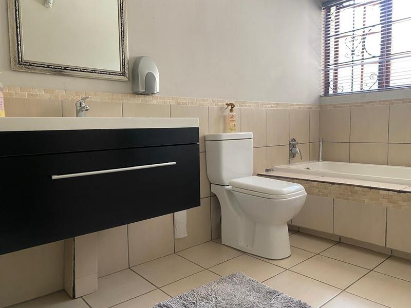 3 Bedroom Property for Sale in Northwold Gauteng