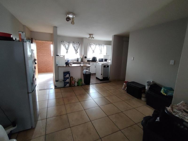 To Let 2 Bedroom Property for Rent in Die Hoewes Gauteng