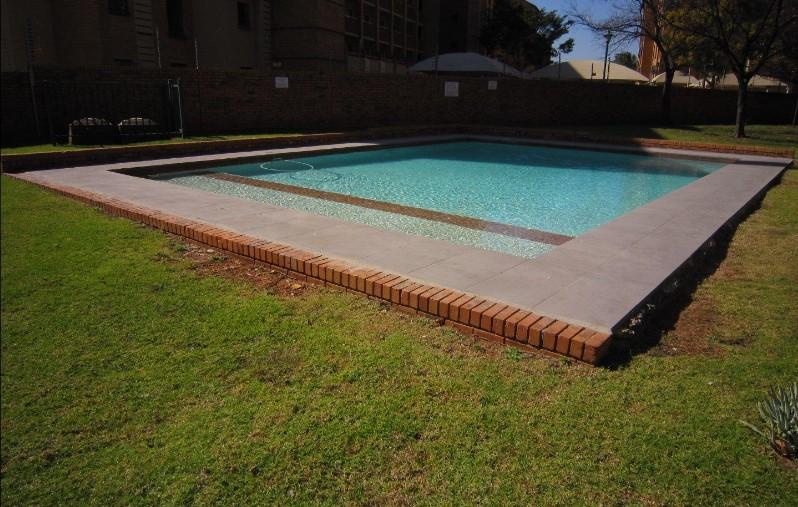 To Let 2 Bedroom Property for Rent in Die Hoewes Gauteng