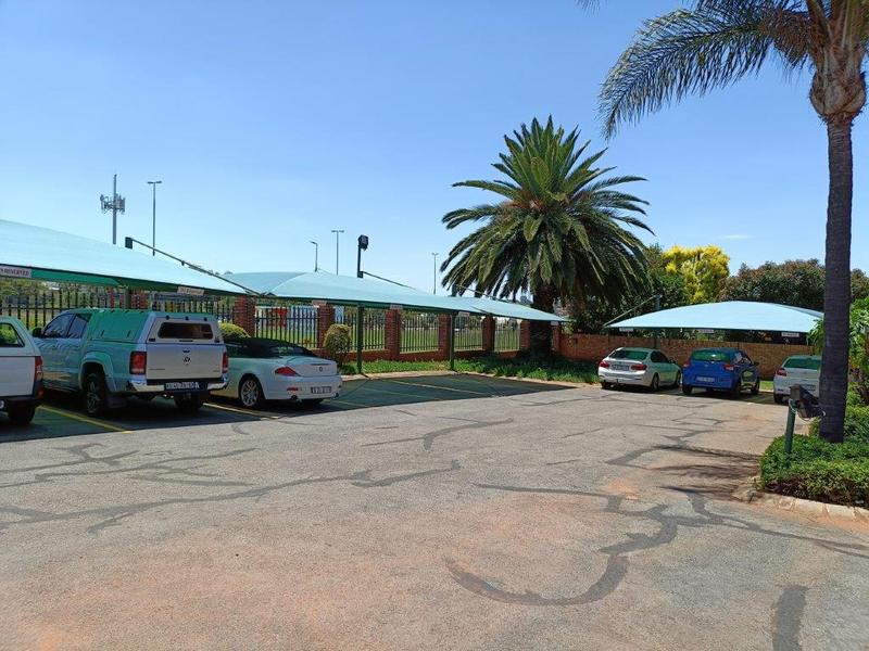 To Let commercial Property for Rent in Fourways Gauteng